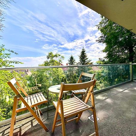 Central Maximus Apartment Брашов Екстериор снимка