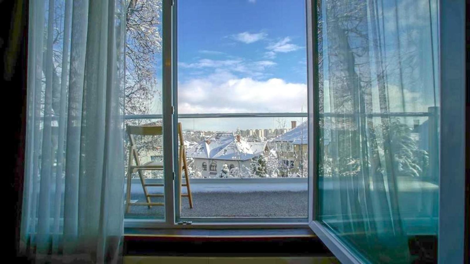 Central Maximus Apartment Брашов Екстериор снимка