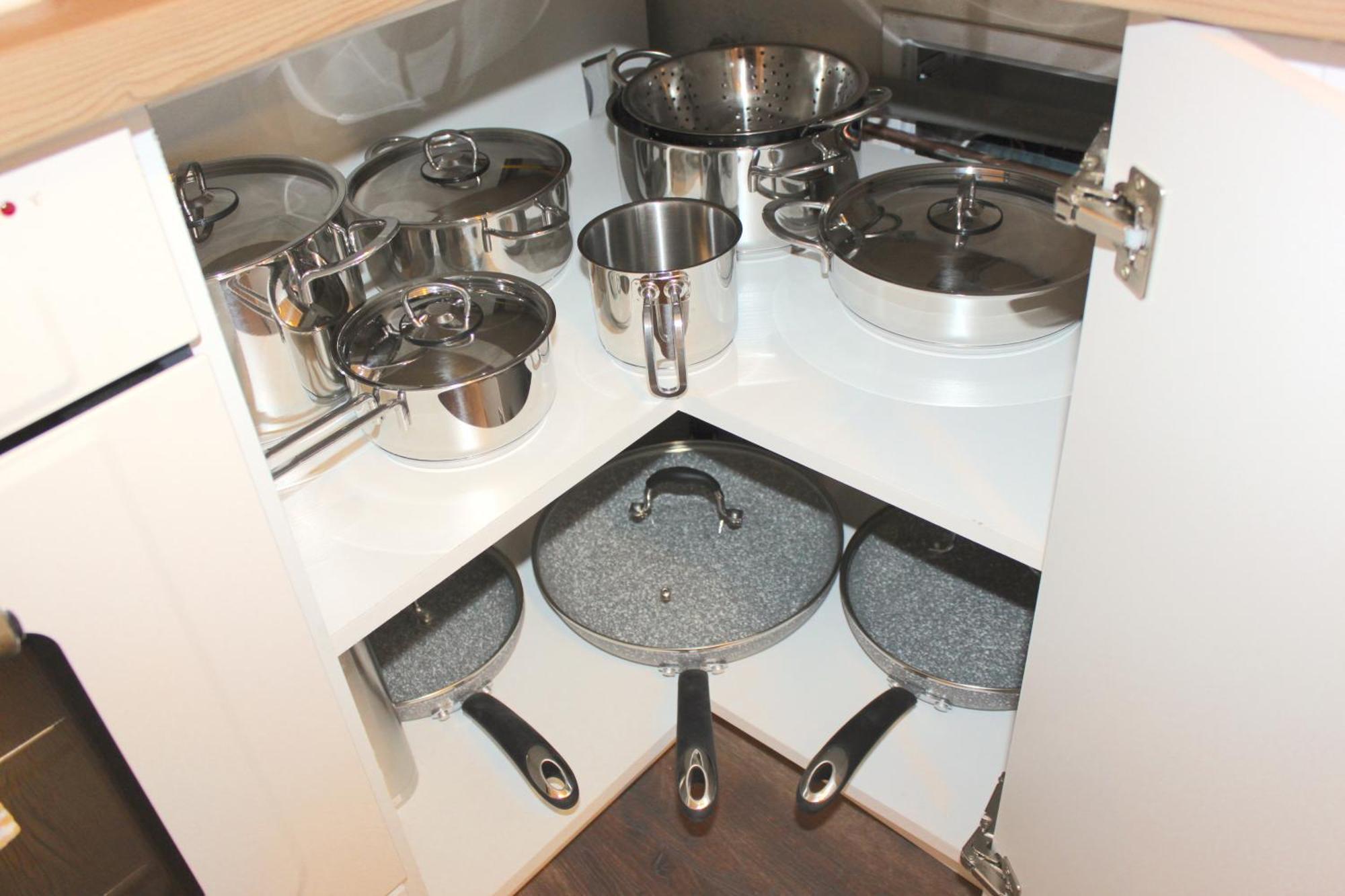 Central Maximus Apartment Брашов Екстериор снимка